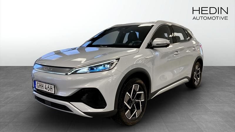 Vit (white) Begagnad 2023 BYD Atto 3 Comfort SUV | 299 900 kr (Marknadspris) - Bild 1/4