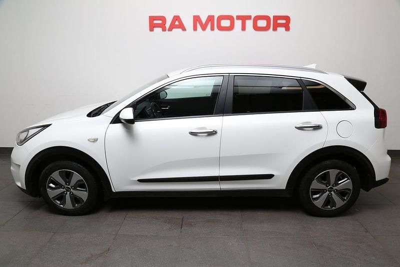 Begagnad Kia Niro Advance 141 HK (103 kW) 2018 Vit SUV