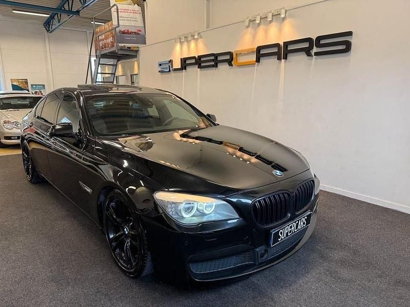 Begagnad BMW 730 M Sport 245 HK (180 kW) 2010 Svart Sedan