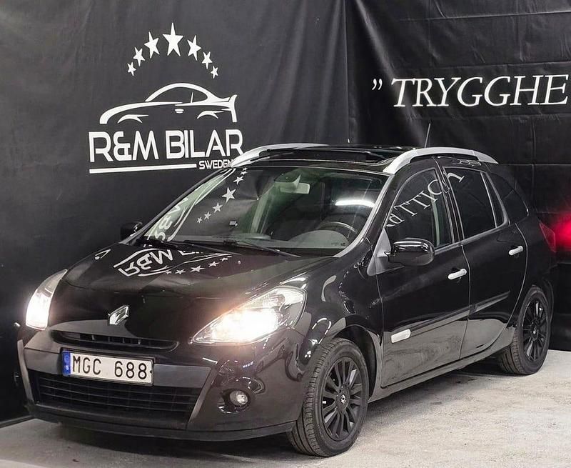 Svart Begagnad 2011 Renault Clio GrandTour Kombi | 39 800 kr (Marknadspris) - Bild 1/4