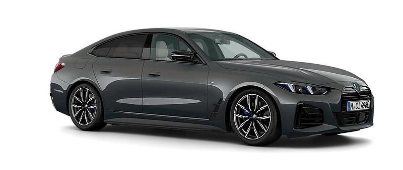 Grå Ny 2025 BMW i4 Comfort Edition Sedan | 744 400 kr (Superpris) - Bild 1/3