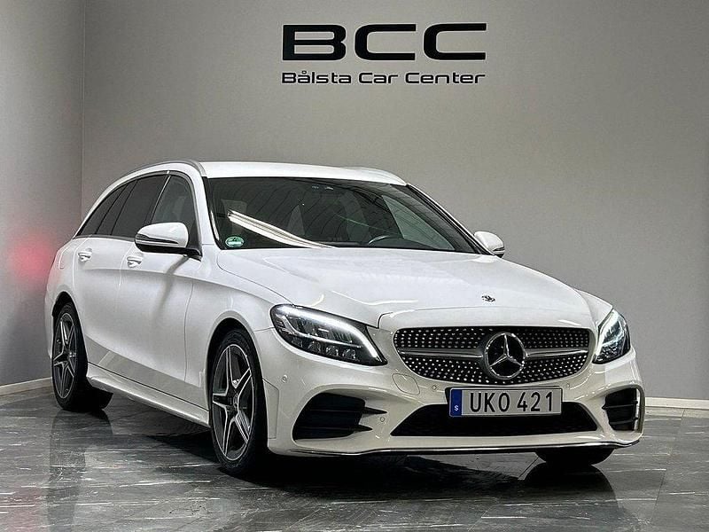 Vit Begagnad 2018 Mercedes C200 AMG line Kombi | 259 900 kr (Marknadspris) - Bild 1/3
