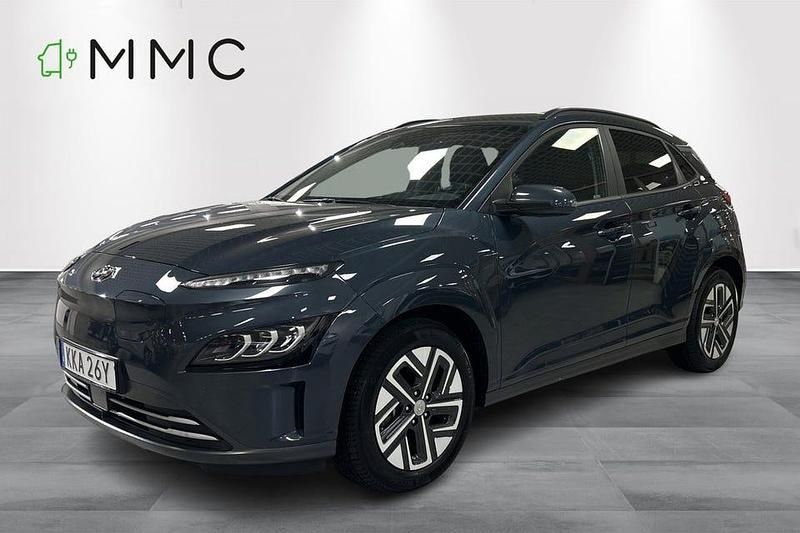 Blå Begagnad 2022 Hyundai Kona Essential SUV | 189 000 kr (Bra pris) - Bild 1/4