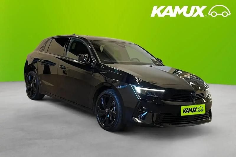 Svart Begagnad 2023 Opel Astra GS Line Halvkombi | 234 700 kr (Marknadspris) - Bild 1/4