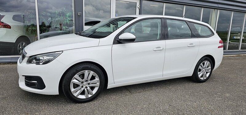 Vit Begagnad 2019 Peugeot 308 Active Kombi | 139 900 kr (Lite dyr) - Bild 1/4