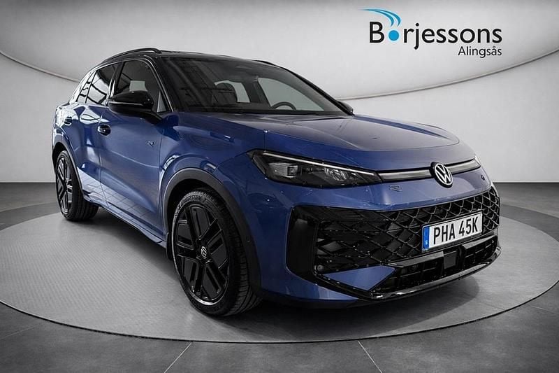 Ny VW T-Roc 150 HK (110 kW) 2026 Blå SUV