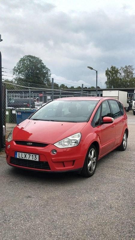 Röd Begagnad 2008 Ford S-MAX S Minibuss | 27 500 kr (Marknadspris) - Bild 1/3