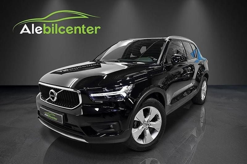 Svart Begagnad 2020 Volvo XC40 Momentum SUV | 289 900 kr (Bra pris) - Bild 1/4