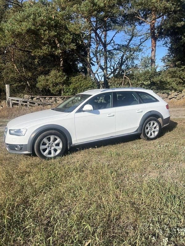 Vit Begagnad 2013 Audi A4 Allroad Kombi | 99 000 kr (Bra pris) - Bild 1/4