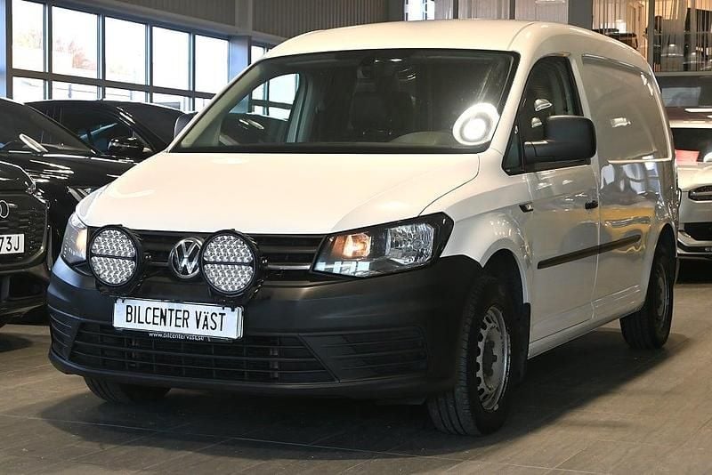 Vit Begagnad 2018 VW Caddy Maxi Minibuss | 129 000 kr (Marknadspris) - Bild 1/4