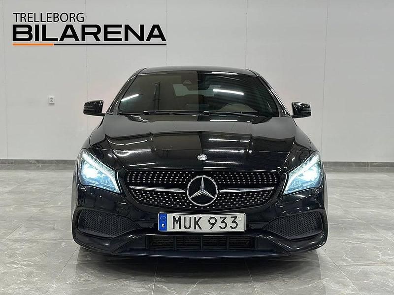 Begagnad Mercedes CLA250 Shooting Brake AMG 211 HK (155 kW) 2017 Svart Kombi