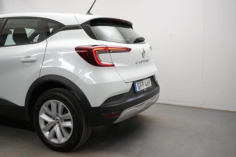 Begagnad Renault Captur Zen 91 HK (66 kW) 2022 Vit SUV