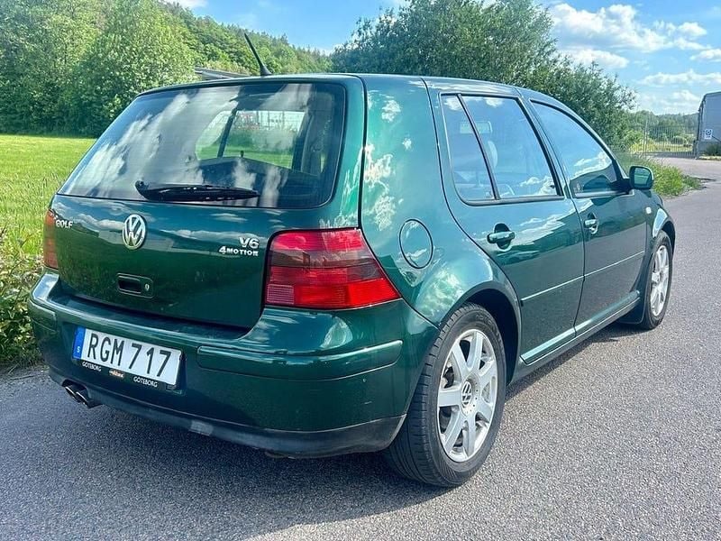 Begagnad VW Golf IV Highline 204 HK (150 kW) 2000 Grön Halvkombi