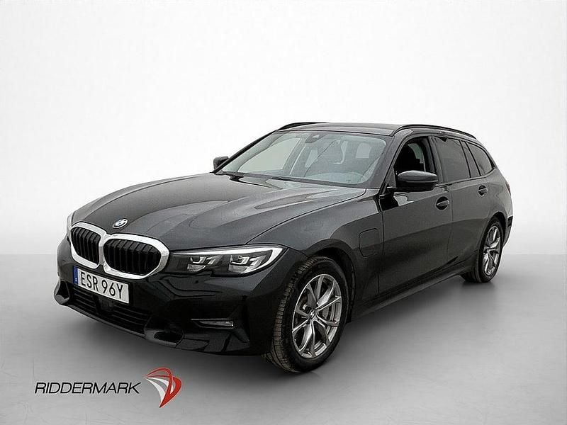 Begagnad BMW 330 Sport Line 292 HK (214 kW) 2021 Svart Kombi