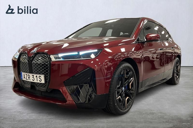 Röd Begagnad 2022 BMW iX SUV | 649 000 kr (Bra pris) - Bild 1/4