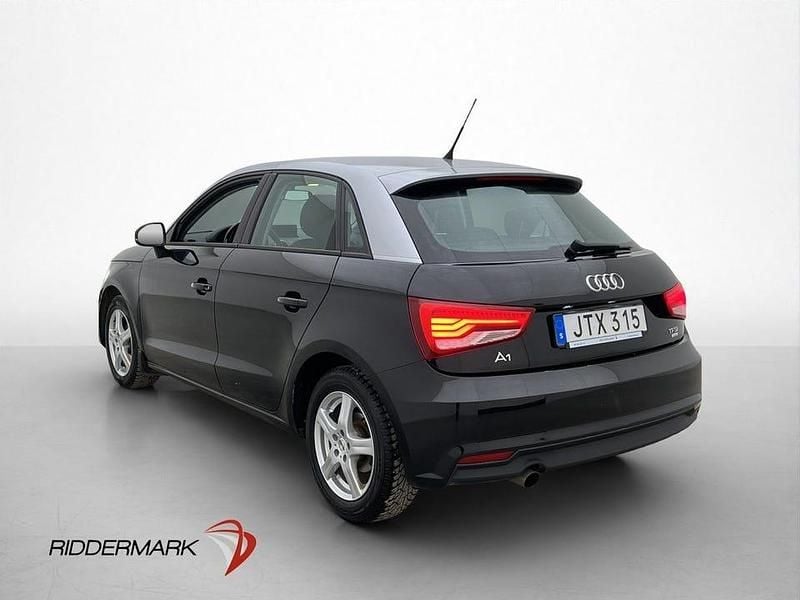 Begagnad Audi A1 Sportback Sport 95 HK (69 kW) 2015 Svart Halvkombi