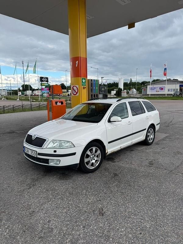 Begagnad Skoda Octavia 115 HK (84 kW) 2006 Kombi
