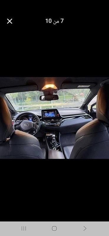 Grå Begagnad 2016 Toyota C-HR SUV | 155 000 kr (Marknadspris) - Bild 1/4