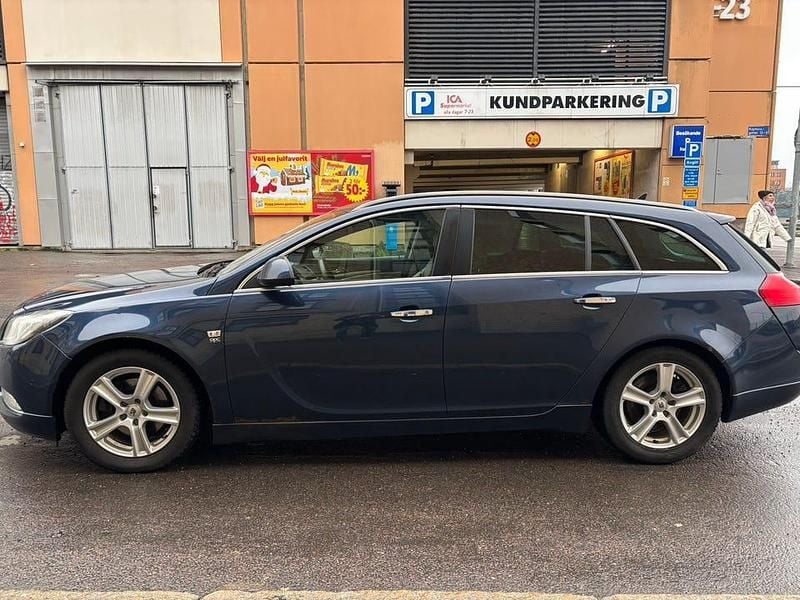 Begagnad 2010 Opel Insignia Kombi | 36 000 kr (Bra pris) - Bild 1/4