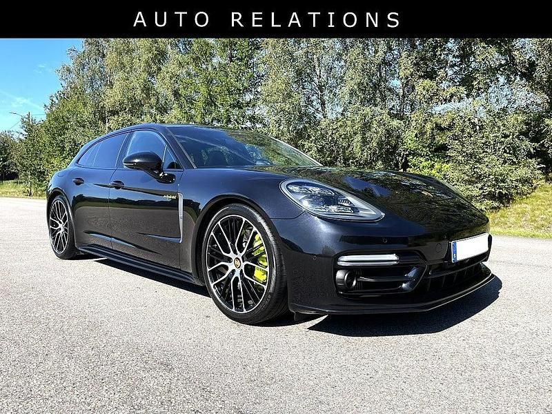 Begagnad Porsche Panamera Platinum Edition 2022 Kombi