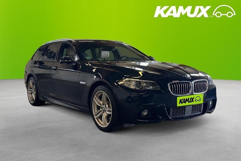 Svart Begagnad 2014 BMW 530 M Sport Kombi | 224 700 kr (Marknadspris) - Bild 1/4