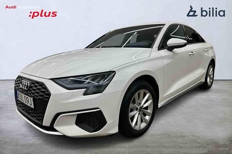 Vit Begagnad 2024 Audi A3 Sedan | 299 000 kr - Bild 1/1