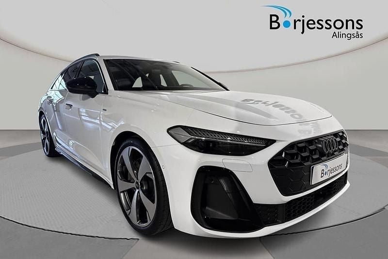 Vit Ny 2025 Audi A5 S-Line Sportkupé | 799 400 kr - Bild 1/4