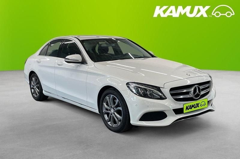 Vit Begagnad 2016 Mercedes C220 Sedan | 189 800 kr (Bra pris) - Bild 1/3