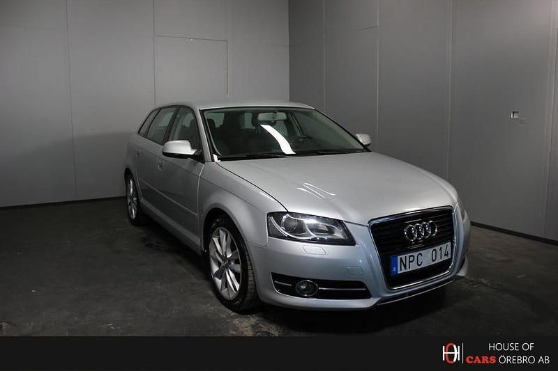 Silver Begagnad 2012 Audi A3 Comfort Kombi | 77 900 kr (Bra pris) - Bild 1/4