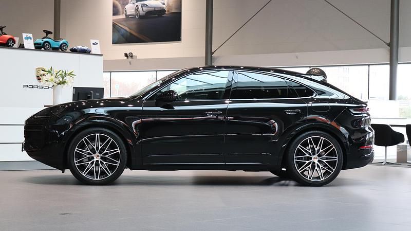 Ny Porsche Cayenne 2026 Svart SUV