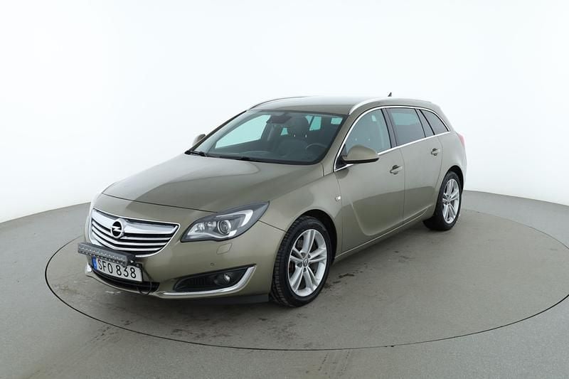 Grön Begagnad 2015 Opel Insignia Kombi | 130 000 kr (Dyr) - Bild 1/4