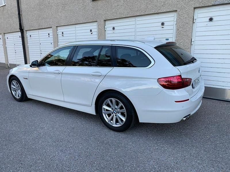 Begagnad BMW 520 184 HK (135 kW) 2014 Kombi
