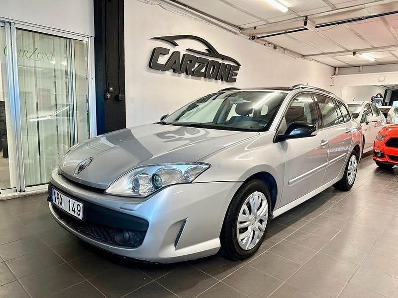 Silver Begagnad 2009 Renault Laguna GrandTour Kombi | 59 900 kr (Marknadspris) - Bild 1/4
