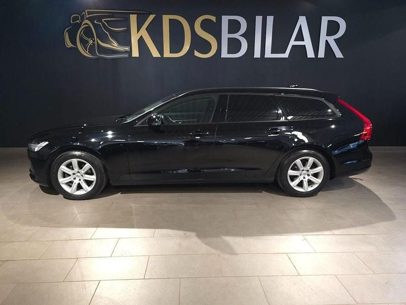 Svart Begagnad 2017 Volvo V90 Business Edition Kombi | 209 500 kr (Marknadspris) - Bild 1/4