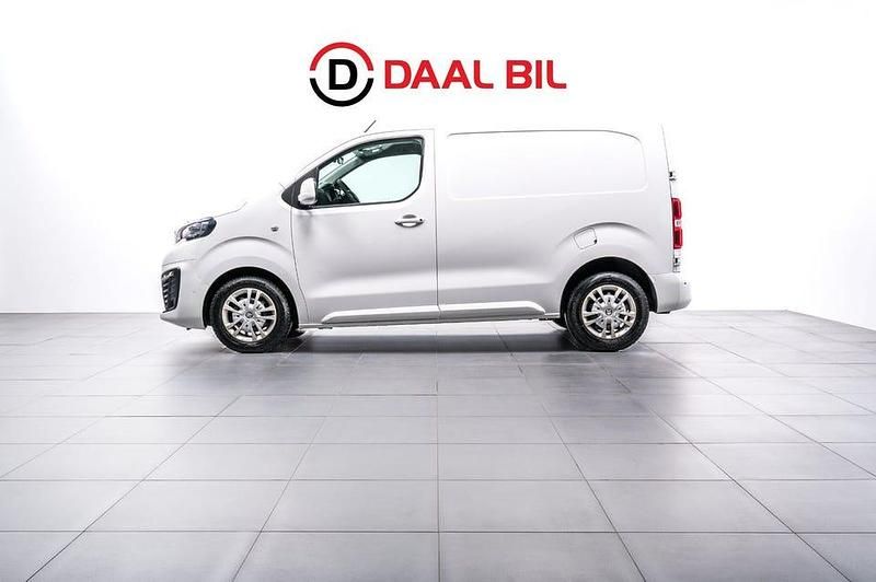 Vit Begagnad 2018 Peugeot Expert Van | 179 700 kr (Superpris) - Bild 1/4