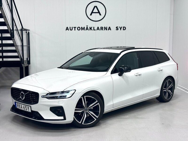 Vit Begagnad 2021 Volvo V60 R-Design Kombi | 369 900 kr (Lite dyr) - Bild 1/4