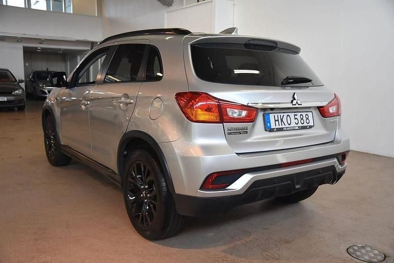 Begagnad Mitsubishi ASX 117 HK (86 kW) 2017 Silver SUV