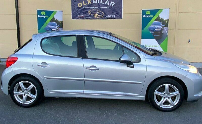 Begagnad Peugeot 207 120 HK (88 kW) 2007 Ljusgrå Halvkombi