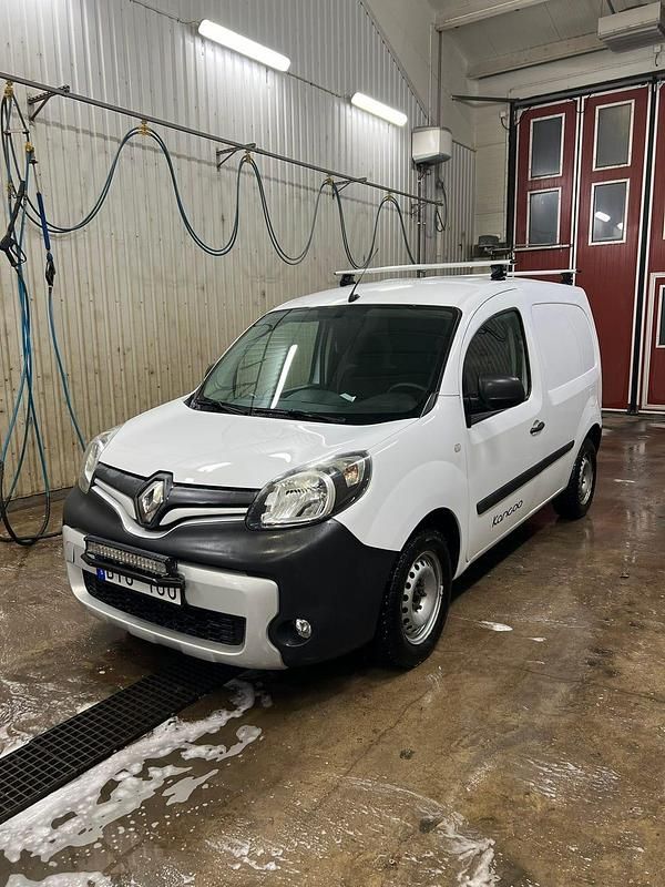 Begagnad Renault Kangoo 90 HK (66 kW) 2014 Minibuss