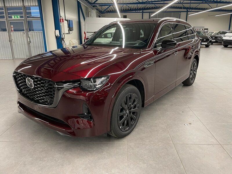 Röd Ny 2024 Mazda CX-80 Homura-Line SUV | 665 999 kr (Lite dyr) - Bild 1/4