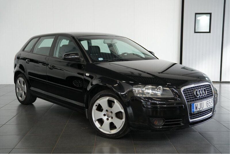 Svart Begagnad 2005 Audi A3 Sportback Halvkombi | 69 900 kr (Marknadspris) - Bild 1/4