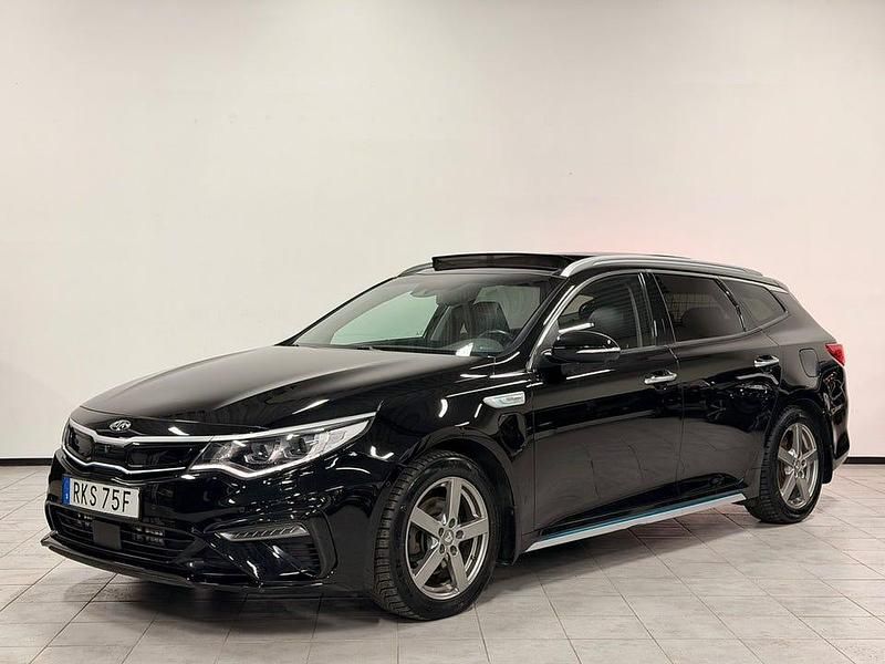Begagnad Kia Optima Advance 205 HK (150 kW) 2018 Svart Kombi