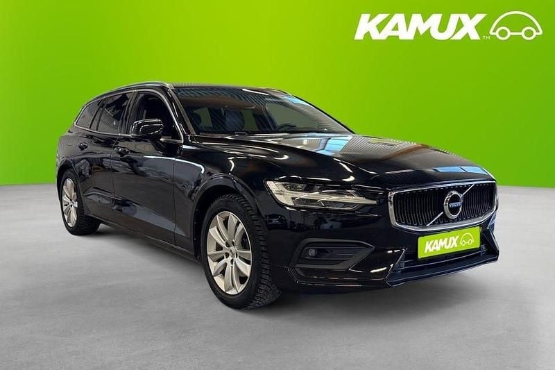Begagnad Volvo V60 Momentum 150 HK (110 kW) 2019 Svart Kombi