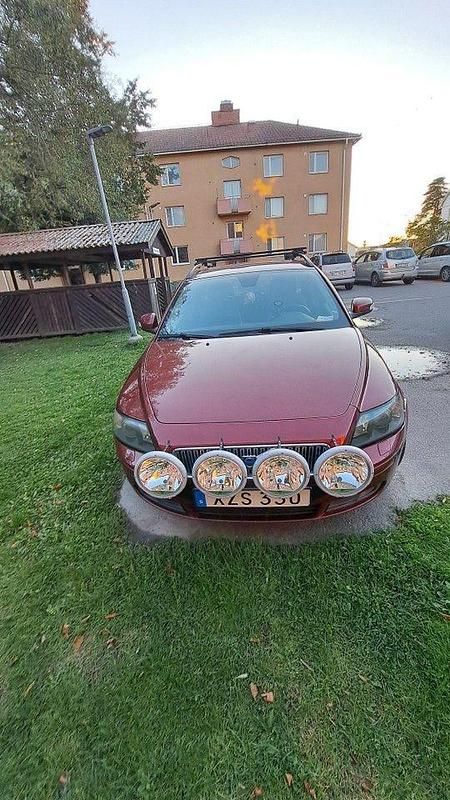 Begagnad 2007 Volvo V50 Momentum Kombi | 23 000 kr (Lite dyr) - Bild 1/4