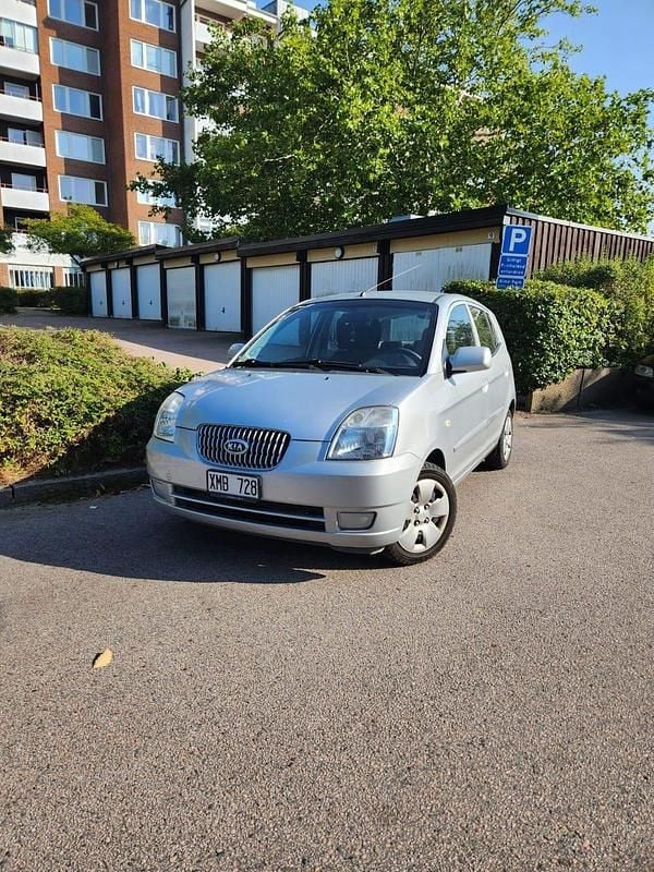 Begagnad 2006 Kia Picanto Halvkombi | 24 300 kr (Marknadspris) - Bild 1/4
