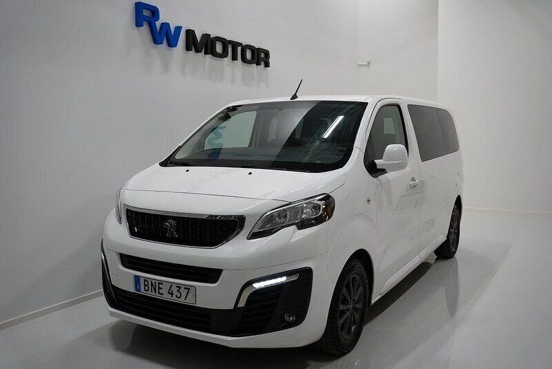 Vit Begagnad 2016 Peugeot Traveller Minibuss | 204 800 kr (Marknadspris) - Bild 1/4
