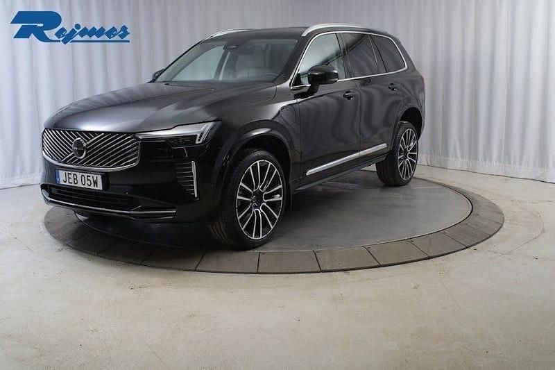 Onyx black metallic Begagnad 2025 Volvo XC90 Ultra SUV | 929 900 kr - Bild 1/4