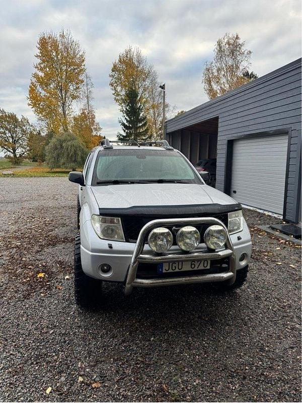 Begagnad 2006 Nissan Navara Pickup | 70 000 kr (Bra pris) - Bild 1/4