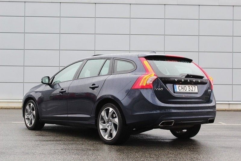 Volvo d4 объем