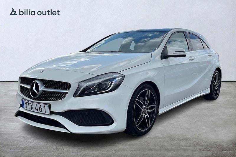 Vit Begagnad 2017 Mercedes A180 Style Halvkombi | 179 900 kr (Marknadspris) - Bild 1/3